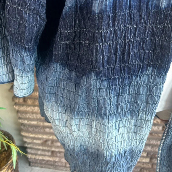 Bleu Bayou Denim Ombre Smocked Open Drape Rhinestone Accented Jacket Size 2X - Picture 4 of 9